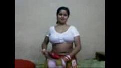 वह वेटिंग हॉल का कोना